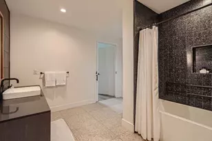 48 E East Ave, Austin, TX 78701 - Photo 7