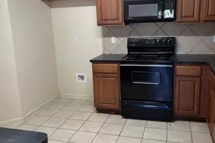 1410 Bergin Ct, Georgetown, TX 78626 - Photo 3