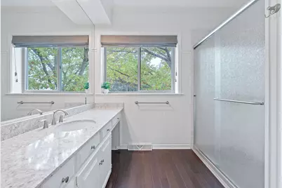 27030 Masters Parkway, Spicewood, TX 78669 - Photo 23