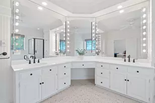 27030 Masters Pkwy, Spicewood, TX 78669 - Photo 23