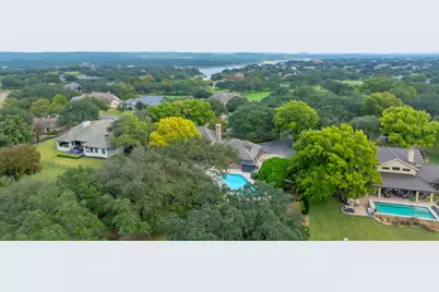 27030 Masters Parkway, Spicewood, TX 78669 - Photo 37