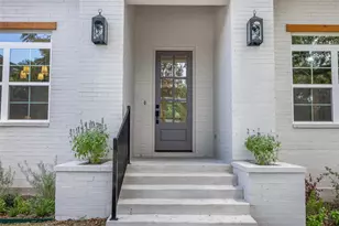 271 College, La Grange, TX 78945 - Photo 19