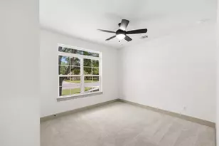 271 College S, La Grange, TX 78945 - Photo 19