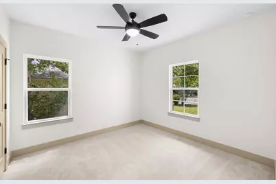 271 College, La Grange, TX 78945 - Photo 31
