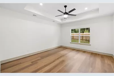 271 College, La Grange, TX 78945 - Photo 11