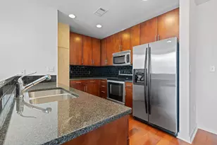 360 Nueces St, Austin, TX 78701 - Photo 11