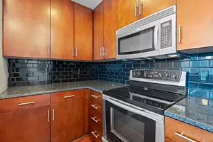 360 Nueces St, Austin, TX 78701 - Photo 5