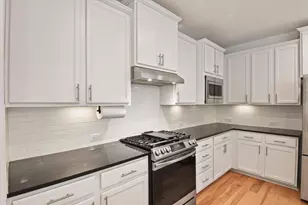 7209 Bassett Ct, Austin, TX 78741 - Photo 15