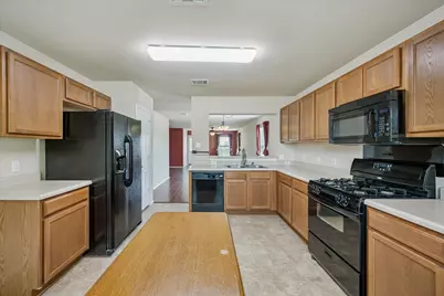 913 Remington Drive, Leander, TX 78641 - Photo 11