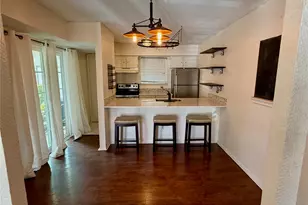 6910 Hart Ln, Austin, TX 78731 - Photo 7