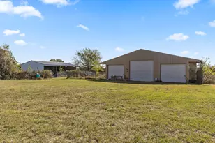 1336 S Fm 1174 S, Bertram, TX 78605 - Photo 33