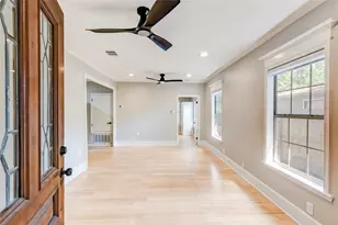 74 Julius St, Austin, TX 78702 - Photo 5