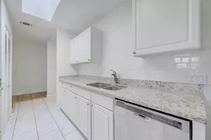 8835 Tallwood Dr, Austin, TX 78759 - Photo 15