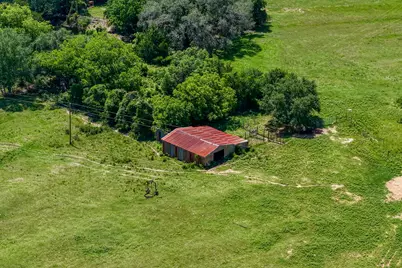 5018 Wolters Road, Schulenburg, TX 78956 - Photo 29