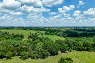 5018 Wolters Road, Schulenburg, TX 78956 - Photo 15