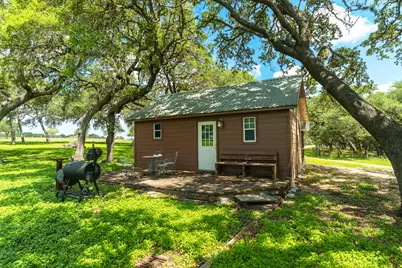 5018 Wolters Road, Schulenburg, TX 78956 - Photo 25