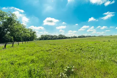 5018 Wolters Road, Schulenburg, TX 78956 - Photo 23