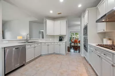 10808 Beachmont Lane, Austin, TX 78739 - Photo 7