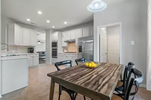 10808 Beachmont Ln, Austin, TX 78739 - Photo 9