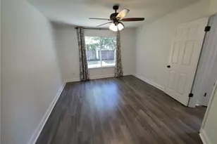 7613 Peabody Dr, Austin, TX 78729 - Photo 7