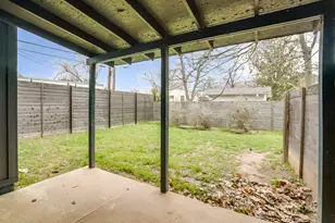 2119 Gaston Pl Dr, Austin, TX 78723 - Photo 19