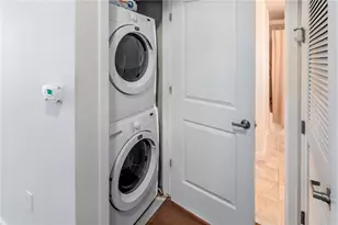 360 Nueces St, Austin, TX 78701 - Photo 15