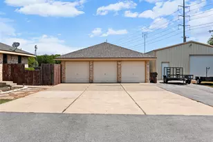 1512 Panther Loop, Pflugerville, TX 78660 - Photo 5