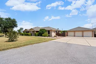 1512 Panther Loop, Pflugerville, TX 78660 - Photo 3