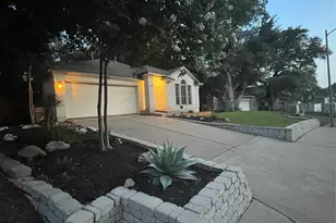 2917 Allison Dr, Austin, TX 78741 - Photo 13