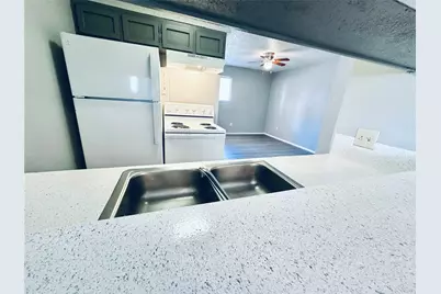 3702 S Second Street #103, Austin, TX 78704 - Photo 5