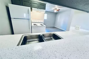 3702 S 2nd St, Austin, TX 78704 - Photo 5