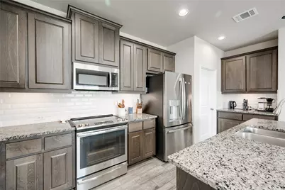 709 Tinton Falls Lane, Pflugerville, TX 78660 - Photo 13