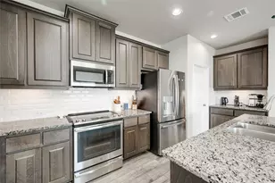 709 Tinton Falls Ln, Pflugerville, TX 78660 - Photo 13
