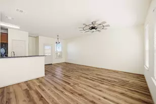 408 Azurite Dr, Jarrell, TX 76537 - Photo 3