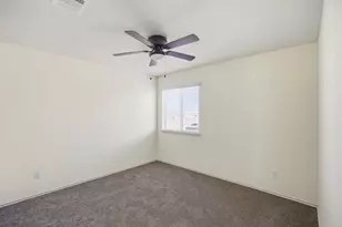 408 Azurite Dr, Jarrell, TX 76537 - Photo 15