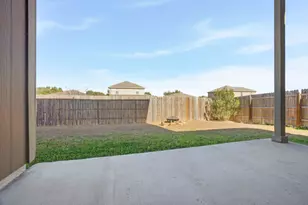 408 Azurite Dr, Jarrell, TX 76537 - Photo 31