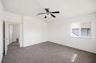 408 Azurite Dr, Jarrell, TX 76537 - Photo 27