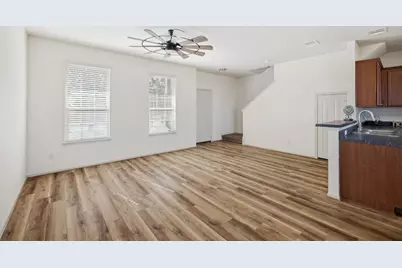 408 Azurite Drive, Jarrell, TX 76537 - Photo 5