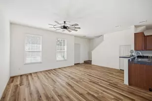 408 Azurite Dr, Jarrell, TX 76537 - Photo 5