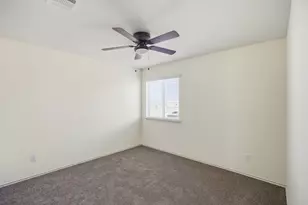 408 Azurite Dr, Jarrell, TX 76537 - Photo 15