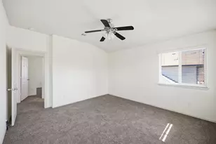 408 Azurite Dr, Jarrell, TX 76537 - Photo 27