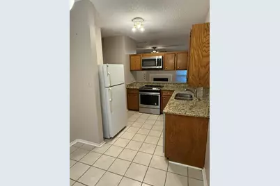 2414 Longview Street #205, Austin, TX 78705 - Photo 3