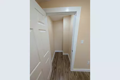 320 Laredo Street, Lockhart, TX 78644 - Photo 17