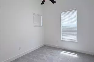1417 Kramer Ln, Austin, TX 78758 - Photo 11
