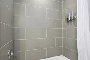 909 Reinli St, Austin, TX 78751 - Photo 17