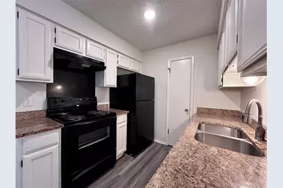 2103 Courtney Street #B, Austin, TX 78745 - Photo 9