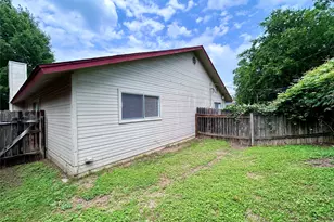 2103 Courtney St, Austin, TX 78745 - Photo 19