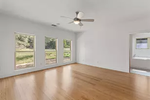 33 Long Creek Rd, Austin, TX 78737 - Photo 17