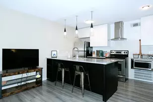 2302 East Side Dr, Austin, TX 78704 - Photo 1
