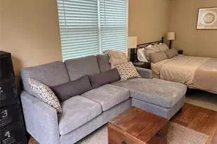 911-B Morrow St, Austin, TX 78757 - Photo 9